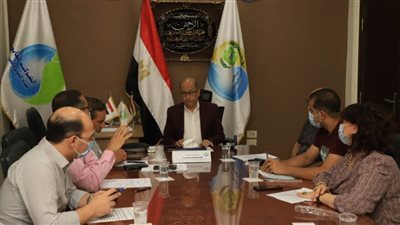 مياه أسيوط: اللجنة الوقائية والطبية تقدم برنامجها الوقائي