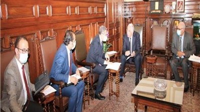 وزير الزراعة يبحث مع محافظ الغربية سبل دفع المشروعات في مجال الإنتاج الزراعي بالمحافظة