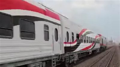 النقل عن مخاطر رشق الأطفال للقطارات بالحجارة: ظاهرة خطيرة تتسبب في أضرار للركاب