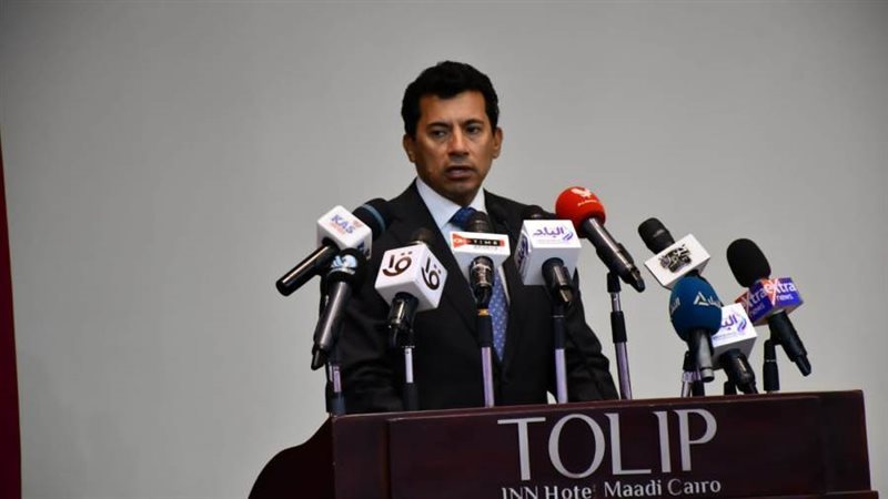 د. أشرف صبحى