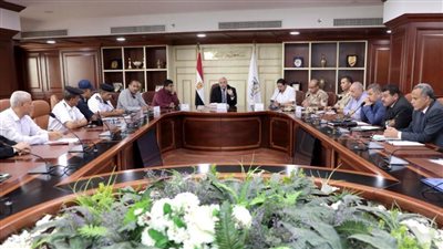 إجراءات عملية لترشيد استهلاك الكهرباء بالمنشآت والأندية ومراكز الشباب ببني سويف 