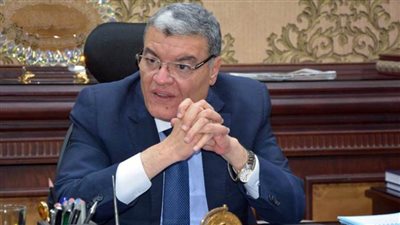 محافظ المنيا يتابع معدلات تنفيذ مشروعات المبادرة الرئاسية 