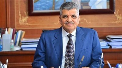 الفريق أسامة ربيع يشهد توقيع اتفاق ثنائي مع مجموعة إيه بي موللر ميرسك العالمية