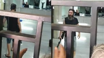 تفاصيل واقعة اقتحام لبناني لأحد البنوك لاسترداد أمواله
