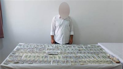 سقوط متهم  بالقاهرة يتاجر في النقد الأجنبي