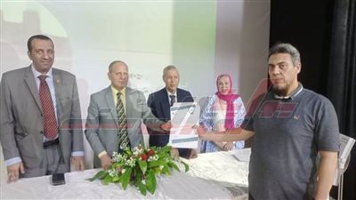 وكيل تعليم كفرالشيخ يكرم 154 طالبًا وطالبة من المتميزين