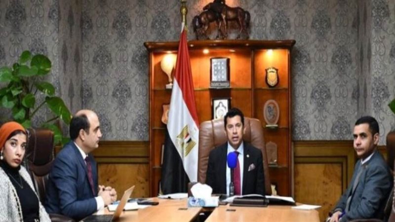 د. أشرف صبحى