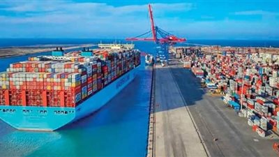 22 سفينة إجمالي الحركة الملاحية بموانئ بورسعيد