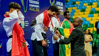 بطل تايكوندو الزهور علي بدر يتقدم لاعبي مصر وإفريقيا في التصنيف العالمي البومزا