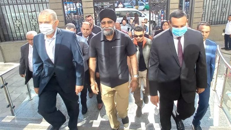 محافظ البحيرة يستقبل