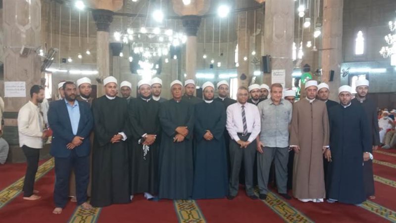 وفد من السادة الأءمة