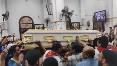 بدء قداس جنازة ضحايا حريق كنيسة أبو سيفين بالجيزة