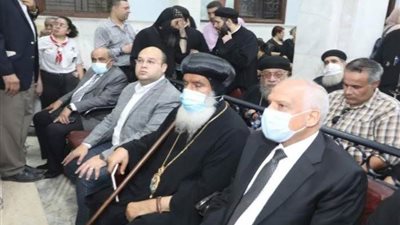 محافظ الجيزة يشهد قداس ضحايا كنيسة أبو سيفين بإمبابة