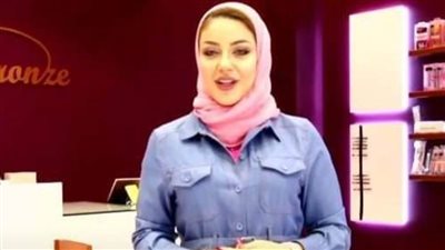 سارة أمبوسعيدي تحذر من كثرة الإفراط في العناية بالبشرة واستخدام الماكياج