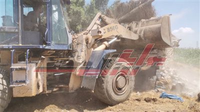 كفر الشيخ تزيل التعديات على الأراضي الزراعية وأملاك الدولة