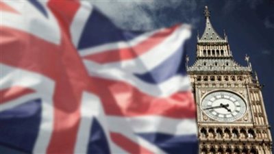 كاتب بريطاني: المملكة المتحدة على وشك الانهيار تحت وطأة الأزمات وتغير المناخ