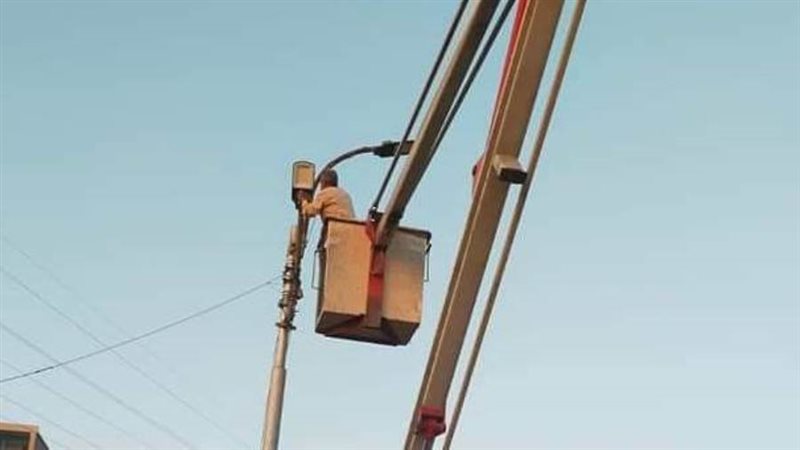 صيانة أعمدة الإنارة