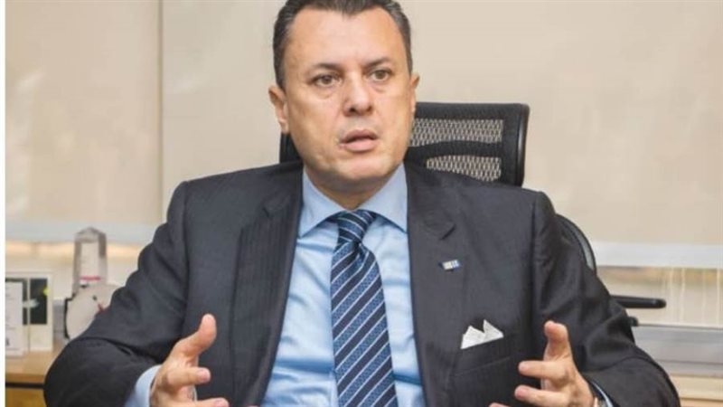 وزير السياحة والاثار