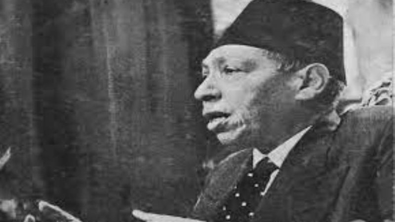 الفنان الراحل صالح