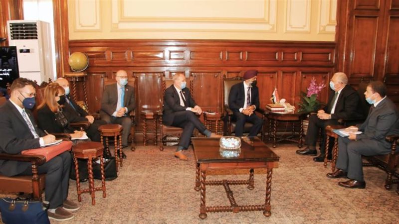 جانب من لقاء وزير