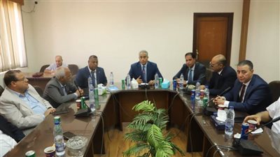  تفاصيل لقاء وزير القوى العاملة مع قيادات اتحاد العمال ورؤساء النقابات العمالية 