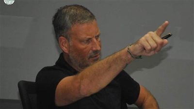 علام يوافق على طلب كلاتنبرج بإقامة معسكر لـ40 حكمًا 