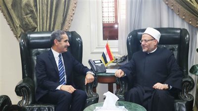 مفتي الجمهورية ومحافظ الغربية يناقشان مستجدات إنشاء فرع دار الإفتاء بمدينة طنطا