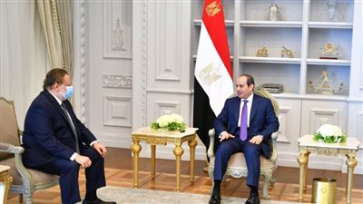 موجز الرابعة...قرار جمهوري بتعيين حسن عبد الله قائماً بأعمال محافظ البنك المركزي