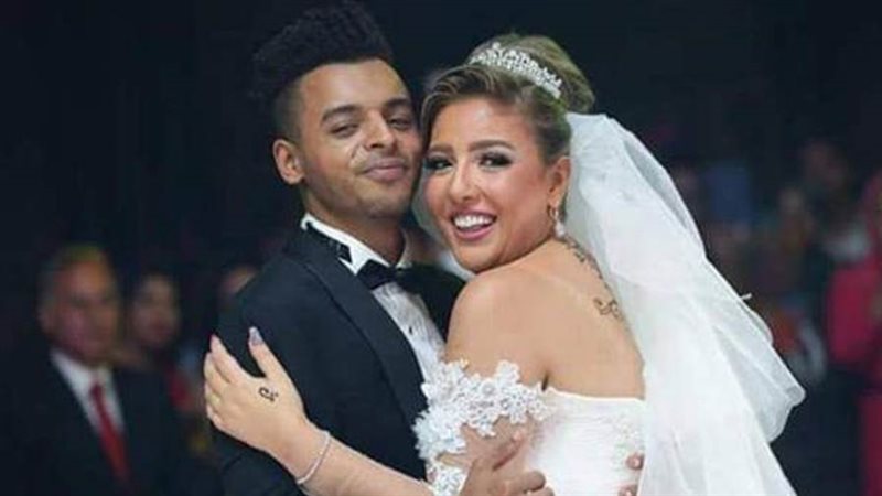 الفنانة مي كساب