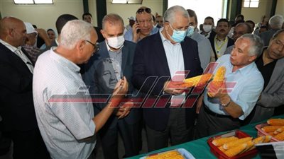 وزير الزراعة ومحافظ كفر الشيخ يتفقدان محطة البحوث الزراعية بسخا