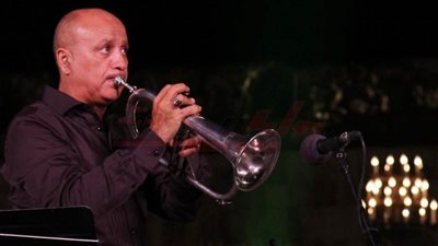 أحمد جمال وبغدادي بيج باند ومي كمال على محكى القلعة