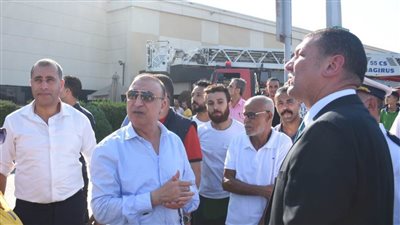 محافظ الإسكندرية: يؤكد إخماد حريق كارفور سيتي سنتر.. ولا يوجد أي إصابات خطيرة