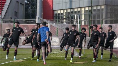 الأهلي يختتم تدريباته استعدادا لمواجهة الإسماعيلي غدا في الدوري الممتاز