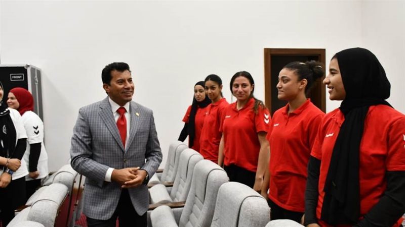 د. أشرف صبحى