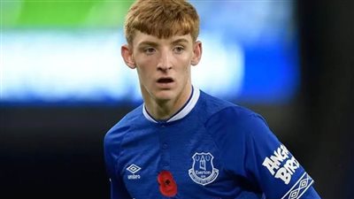 توتنهام يبدي اهتمامًا قويًا بجوردون نجم إيفرتون