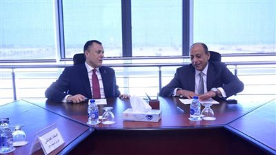 وزيرا السياحة والآثار والطيران المدني يبحثان أوجه التعاون المشترك بين الوزارتين