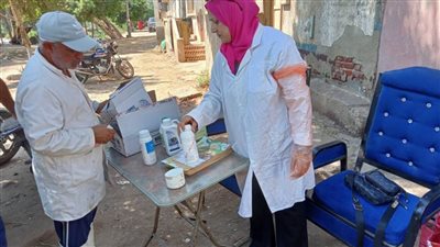 تقديم خدمات طبية متنوعة لـ٣٧١ مواطنًا في قافلة سكانية شاملة بالبحيرة