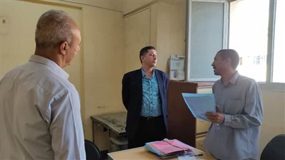رئيس إهناسيا يتفقد العمل بالمركز التكنولوجي وجهود محلية بني سويف في الخدمات