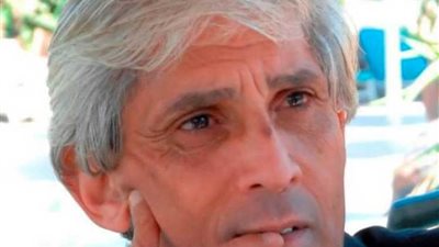 المجلس الأعلى لتنظيم الإعلام ينعي الكاتب الصحفي محمد عمر