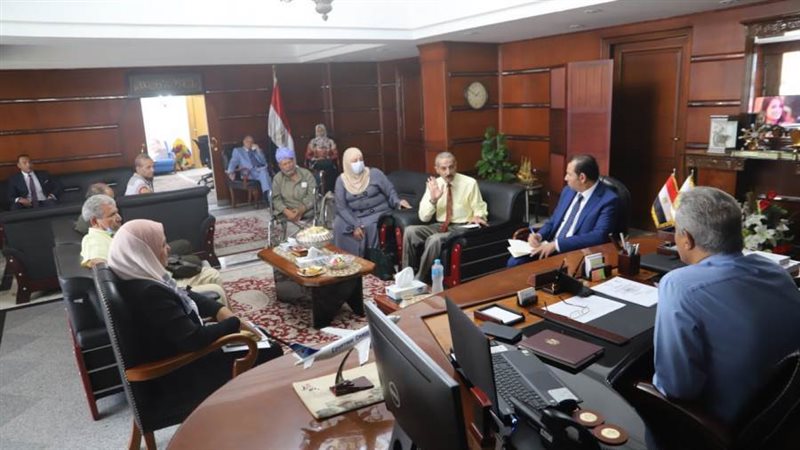 وزير القوى العاملة