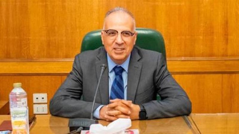 هاني سويلم وزير الموارد