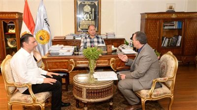 محافظ أسيوط يعتمد نتيجة امتحانات الدور الثاني للشهادة الاعدادية بنسبة نجاح 61% للعامة