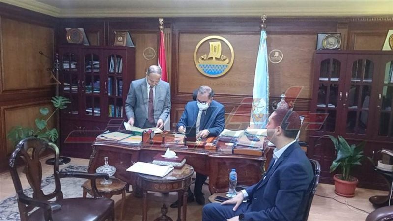 محافظ كفرالشيخ ووكيل