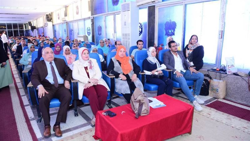 جانب من الفاعليات