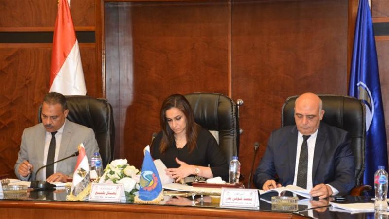 الموافقة على إقامة