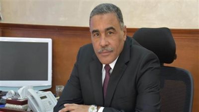 محافظ مطروح: تلقينا 144 طلبًا للحصول على المنح الدراسية بالجامعات الخاصة