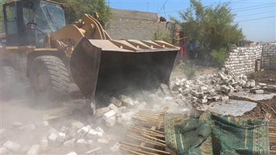 إزالة 28 حالات تعدٍّ على أراضٍ زراعية وأملاك الدولة خلال يوم بأسيوط