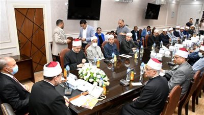 وزير الأوقاف: 