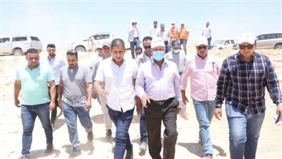 وزير النقل يتفقد أعمال تنفيذ الخط الأول من مشروع القطار الكهربائي السريع