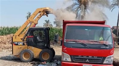 استمرار تنفيذ مشروعات التعليم والصرف الصحي والصحة والزراعة بناصر